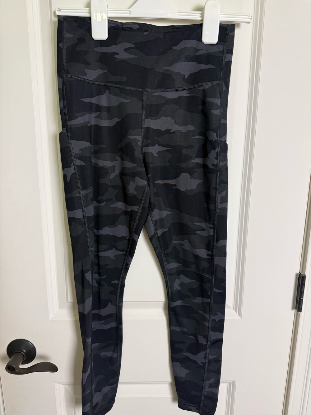 Athleta Girls Black & Gray Camo Leggings